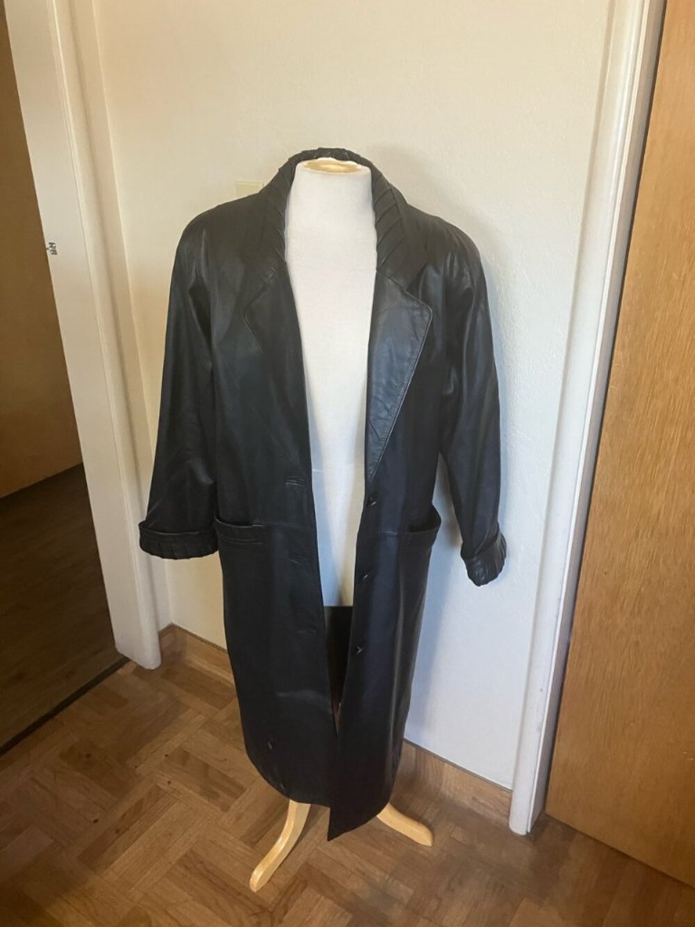 Vintage 1980s Jacqueline Ferrar Black leather trench coat